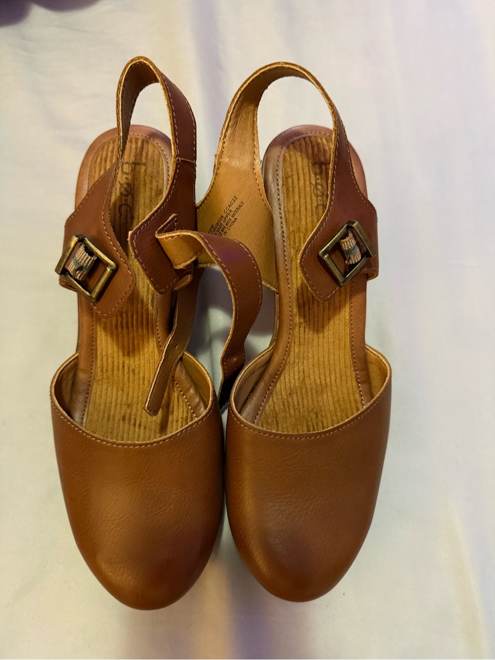 NWOT boc brand Women's Brown Slingback Closed-Toe Heels size 10